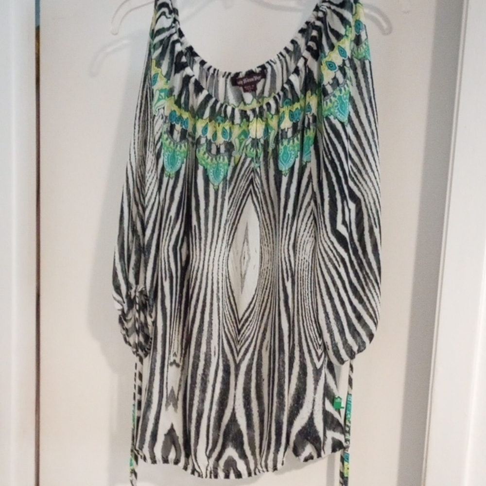 Women’s Off-Shoulder Printed Blouse with Green Embroidery